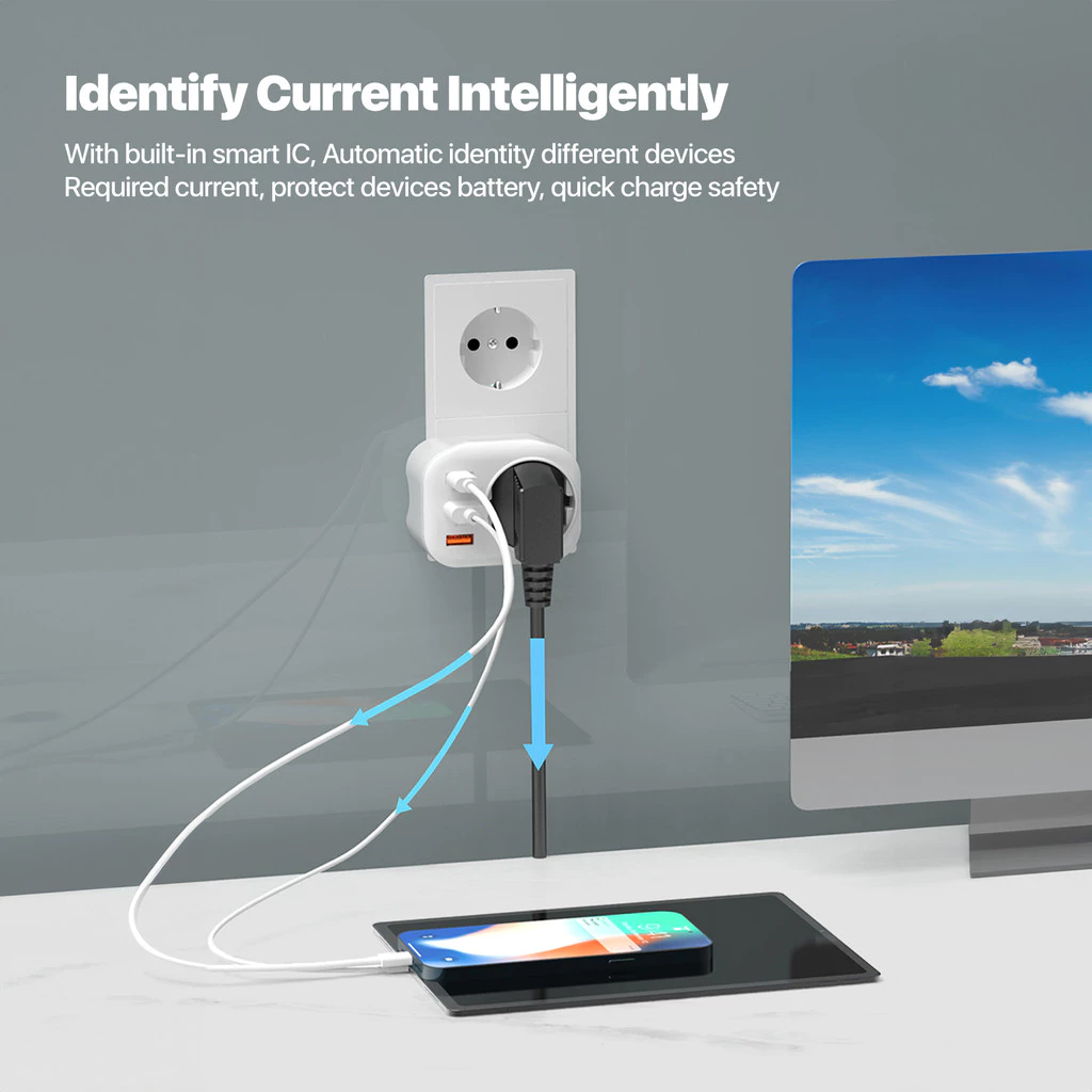 KiiP C26T Travel Adaptor 20W Fast Charging Dual USB 18W + USB-C 25W